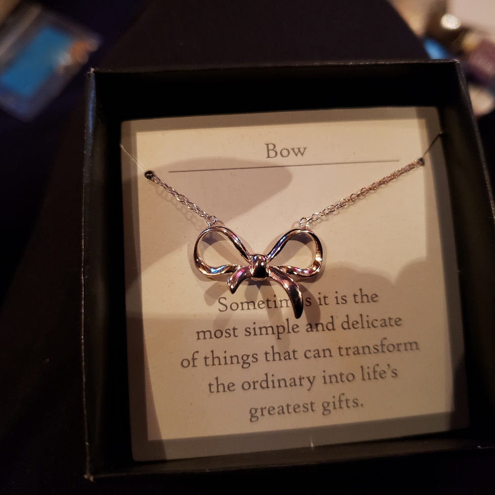 Sterling silver Bow necklace